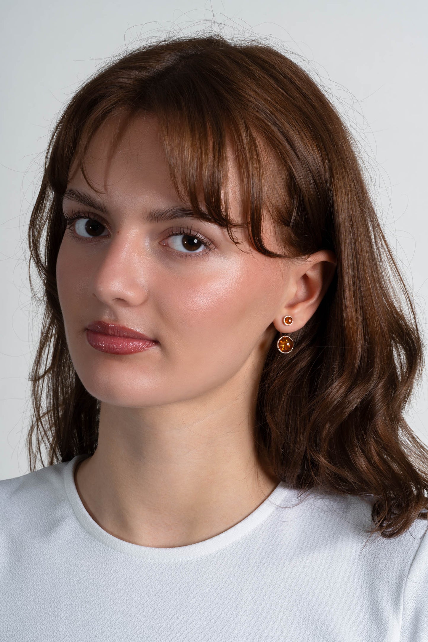 Srebrne dwuczęściowe kolczyki z bursztynem